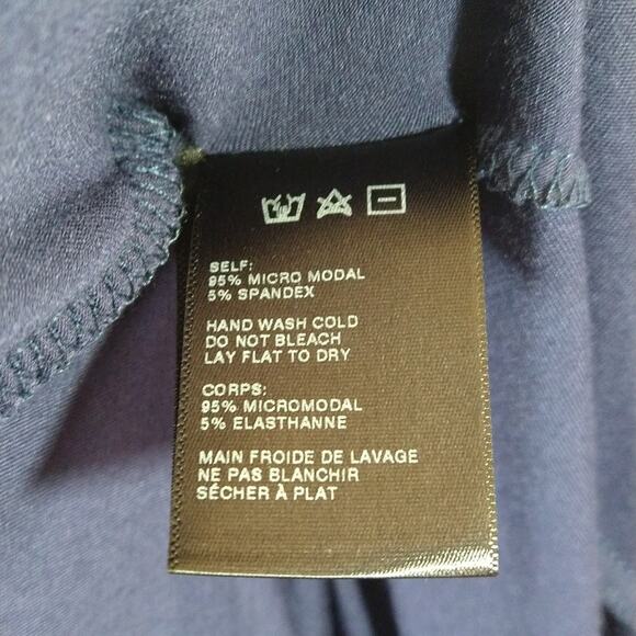 A Silence + Noise Women's Navy Blue Twist Front Oversized Top Shirt Tunic XS - Picture 13 of 13